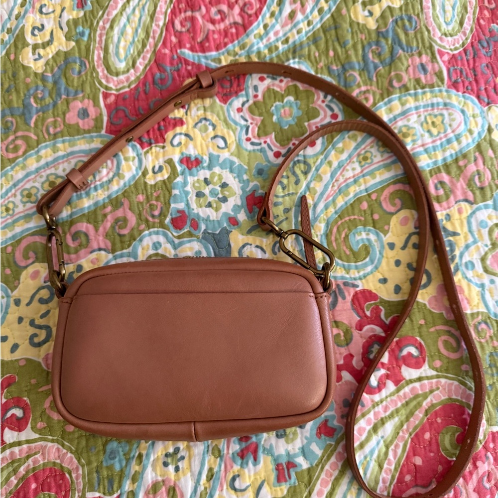 Madewell brand Tan Leather Crossbody Bag
